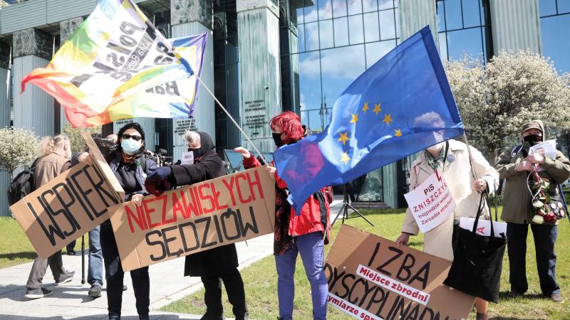European Commission demands sanction against Poland over controversial disciplinary chamber