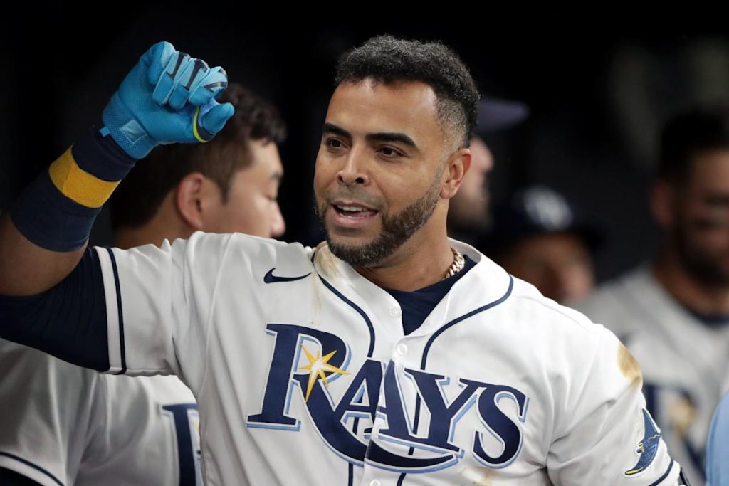 Nelson Cruz hits controversial home race that hurts Red Sox