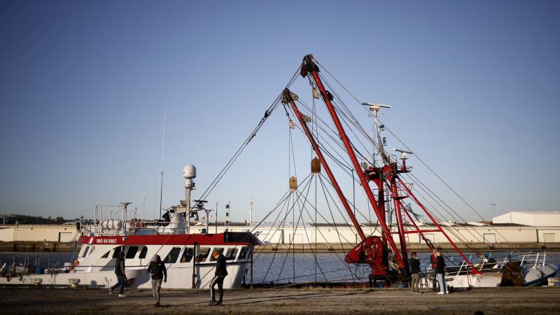 UK recalls ambassador to France over fishing boat accident