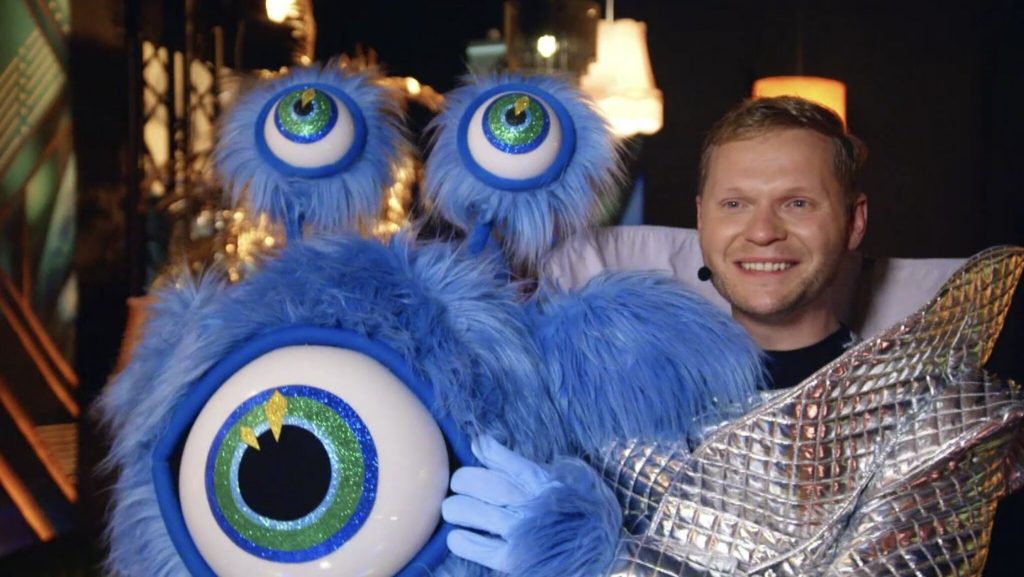 Luk Ikink Is Instantly Recognized On The Masked Singer: 'It Was My Ankle'