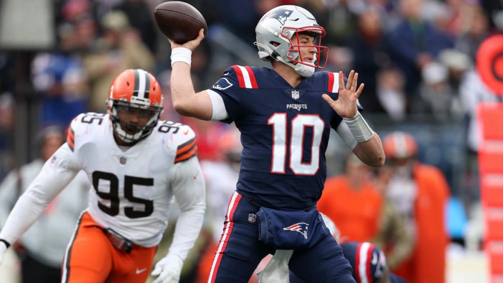 Patriots vs Browns score: McJones threw 3 TDs as New England beat Cleveland for their fourth straight win