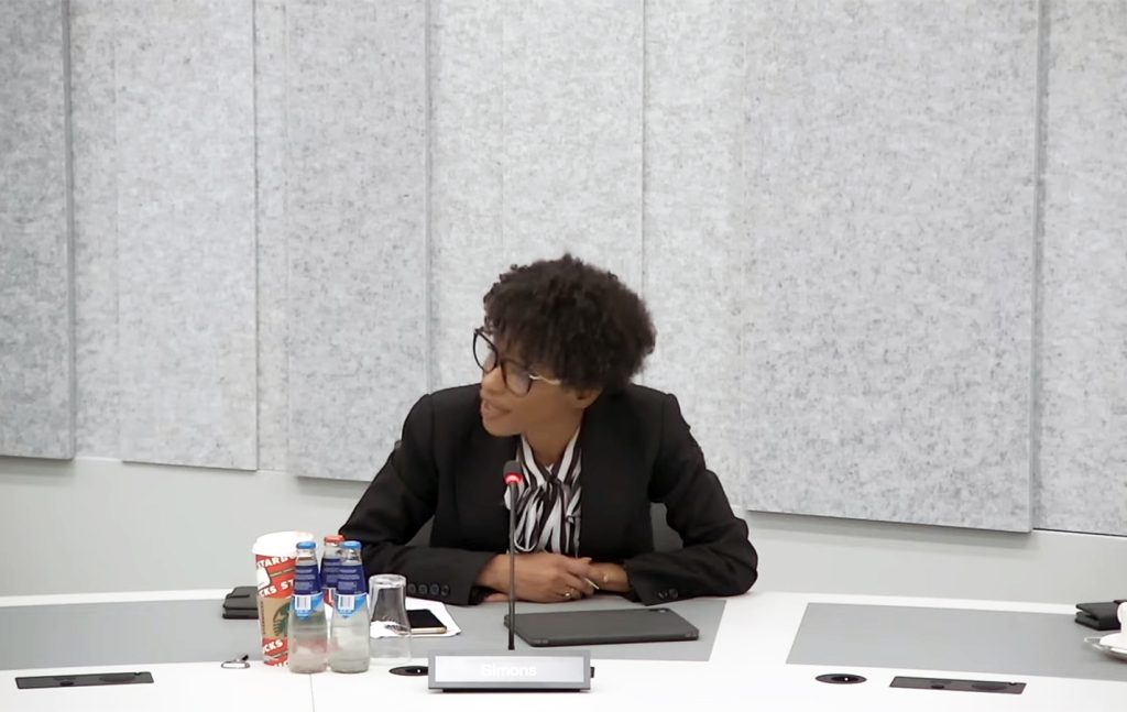 Sylvana Simmons Delivers Disciplinary Speech by Chairman in Debate on 'White', 'White' and 'Color'