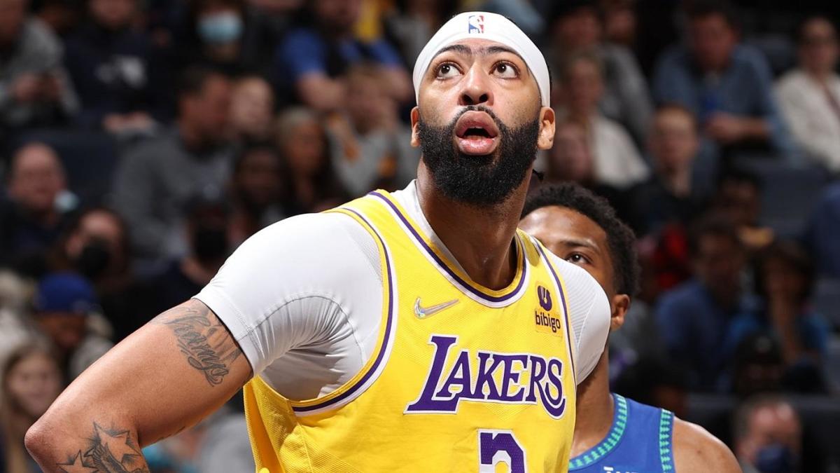 Anthony Davis injury update: Lakers star at least four weeks after left knee sprain revealed by MRI