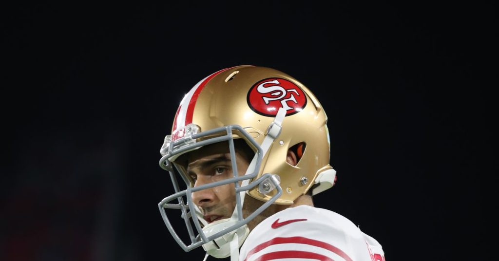 49ers news: Kyle Shanahan and the team learned of Jimmy Garoppolo's thumb injury during the match