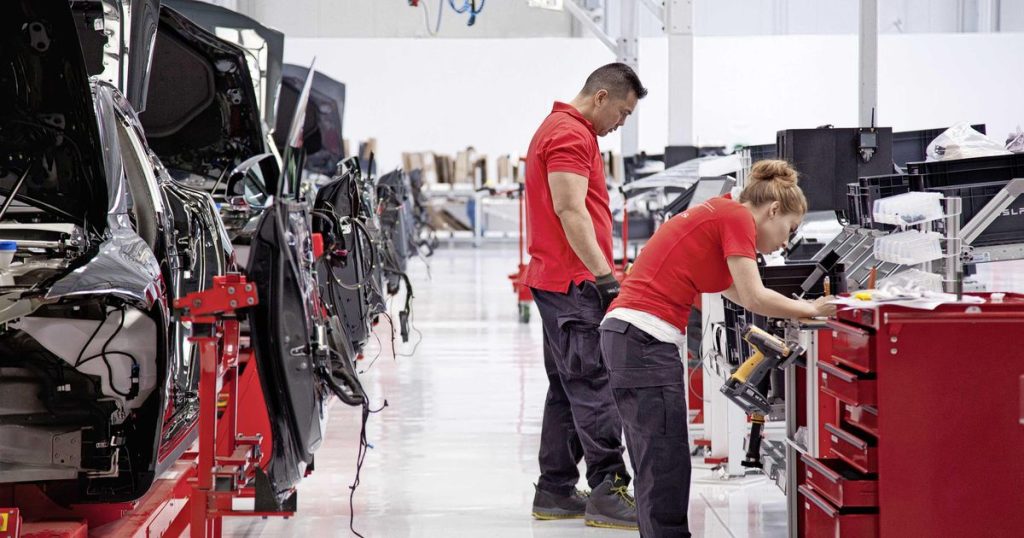 Six employees sue Tesla for sexual harassment: Factory floor looks like Mali's student home