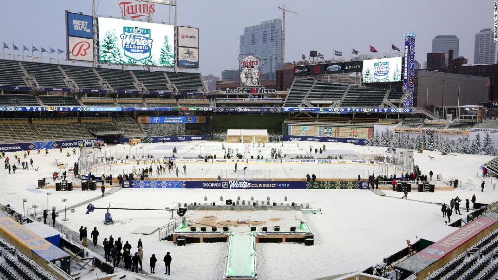 Winter Classic: NHL says even ice will need to heat up at Target Field