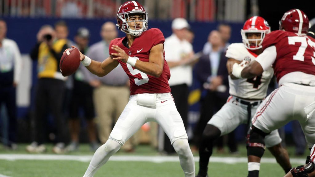 Alabama vs Georgia odds, line: 2022 college football playoff predictions for the national championship from a top mannequin