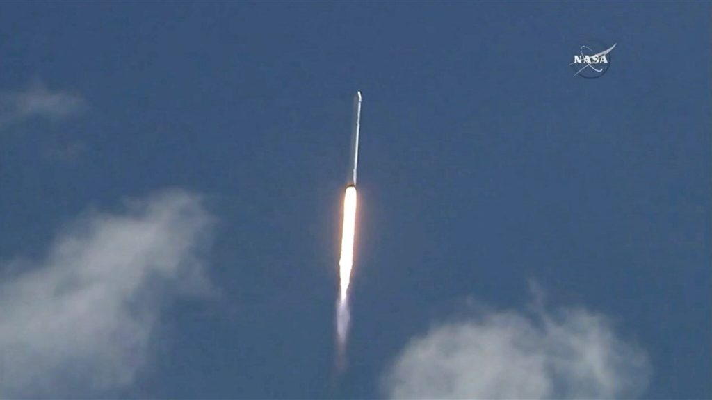 Inevitable Accident: SpaceX Rocket on Collision Path with the Moon