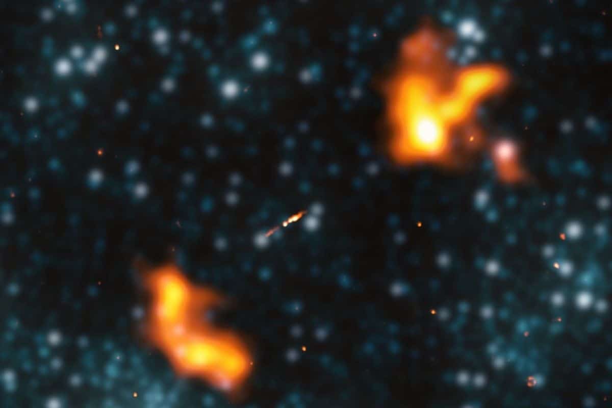 A giant radio galaxy has discovered that its size is at least 100 galaxies in a row