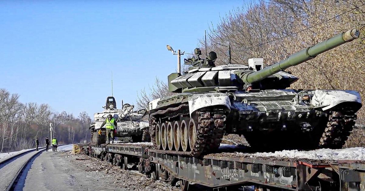 Russia denies placing additional soldiers on the border with Ukraine |  abroad