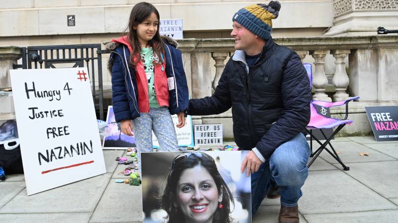 British Iranians are allowed to return to the UK after years of detention in Iran