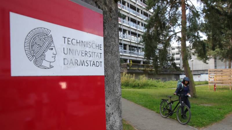 German police arrest a woman for poisoning students