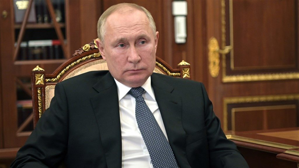 Is Putin digging his own grave?  No one dares to contradict it