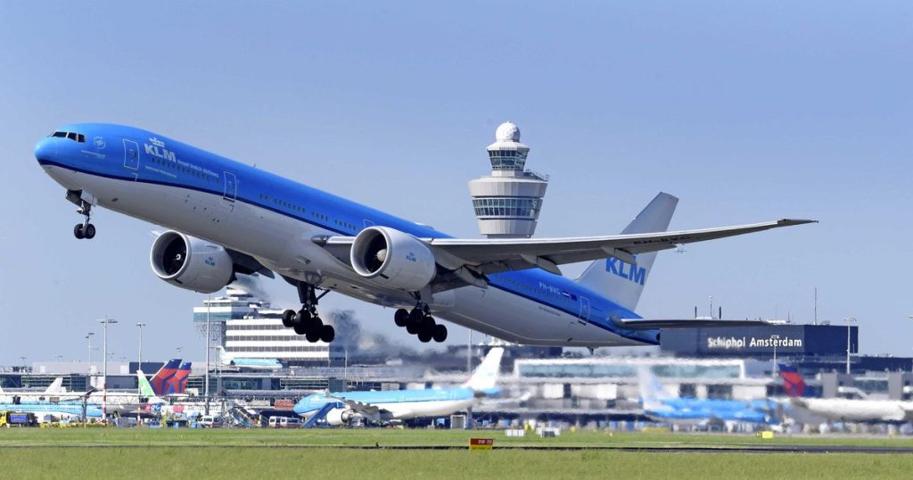 KLM with return to Korea and China |  Financial issues