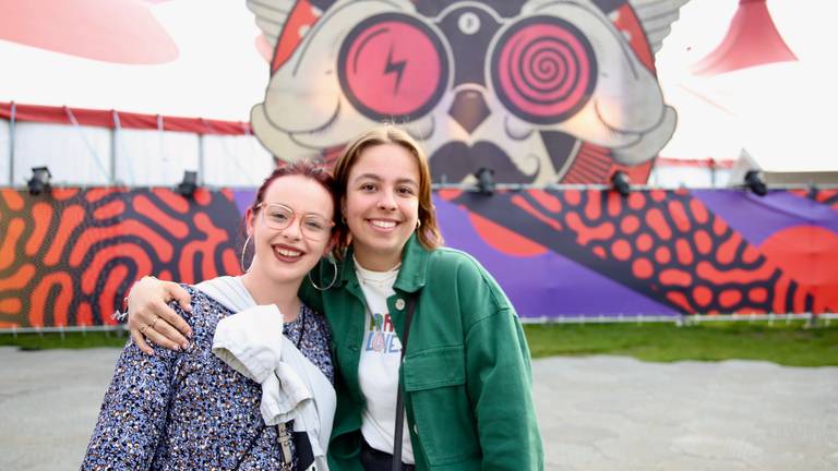 Britt and Natasha (Photo: Lobke Kapteijns).