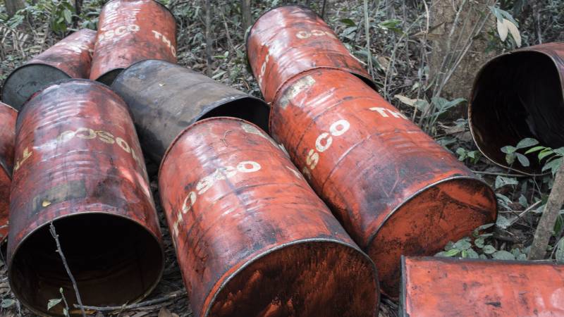 Dozens killed in explosion of illegal oil refinery in Nigeria