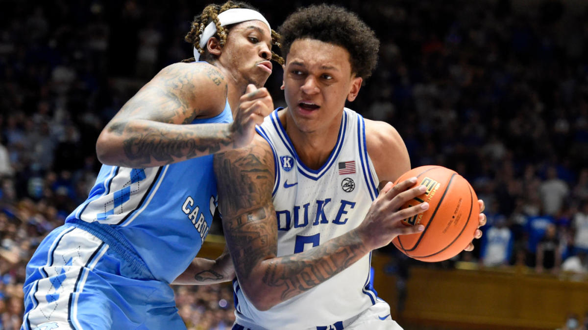 Final Four Predictions for 2022: KS vs. Villanova, Duke vs. UNC Selection, March Madness odds, Briefs