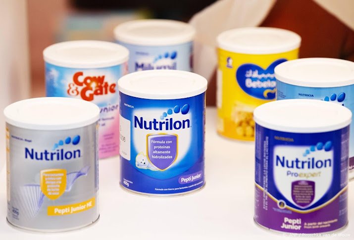 The U.S. government is examining a nationwide shortage of baby milk powder