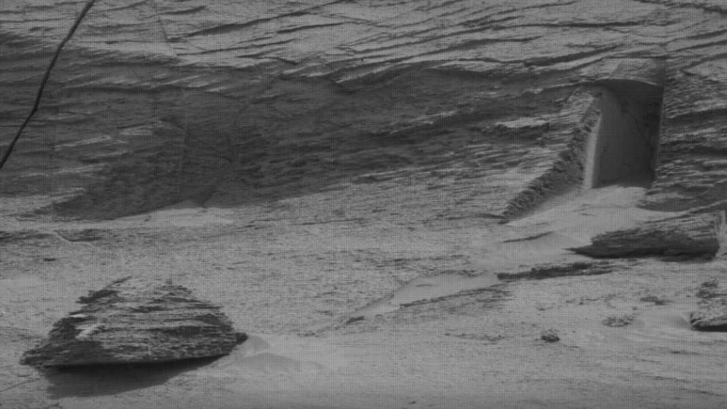 A mysterious 'door' has been discovered on Mars, and NASA has yet to offer any explanation