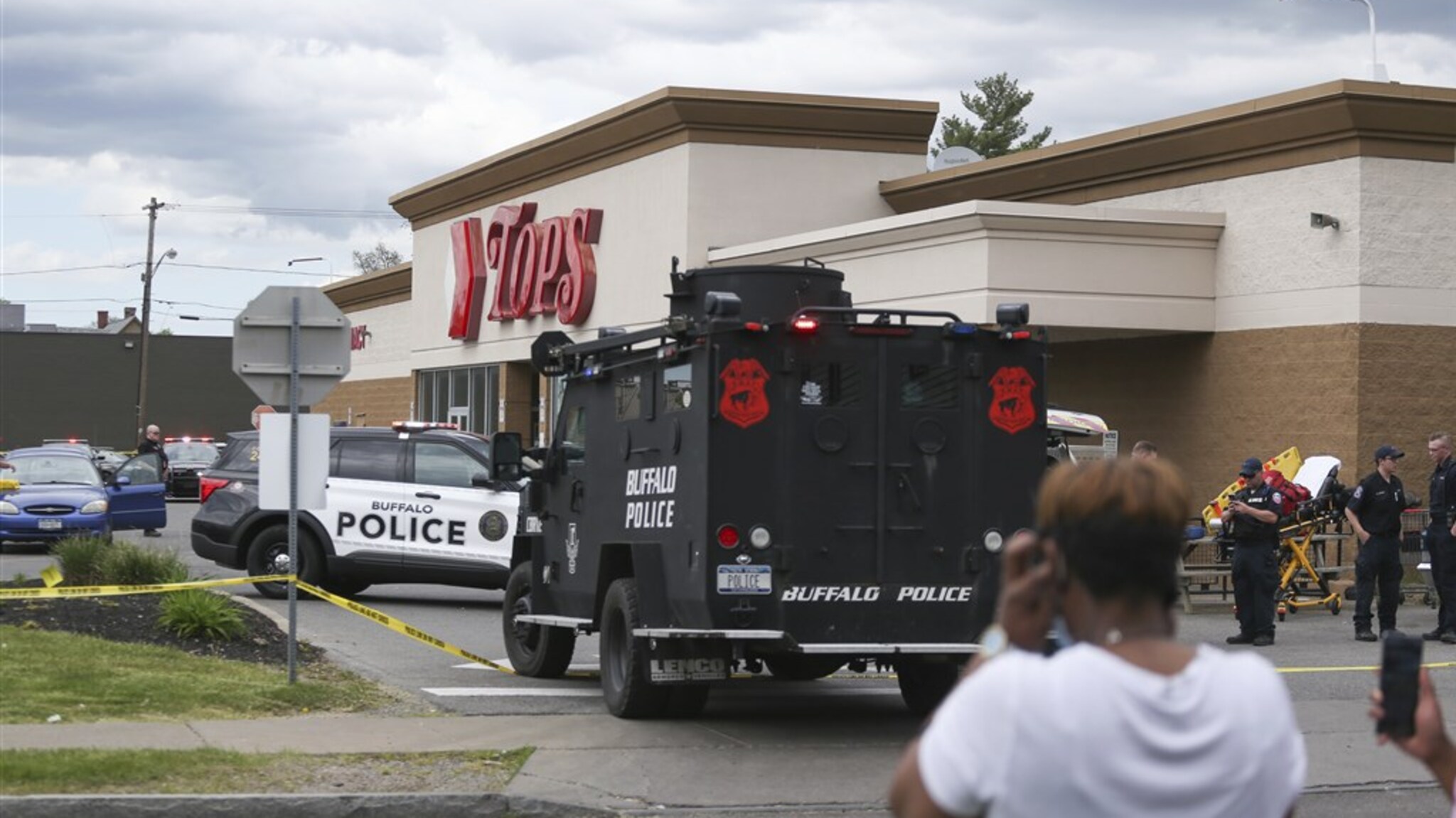 At least 10 people have been killed in a shooting at an American supermarket suspected of being racist