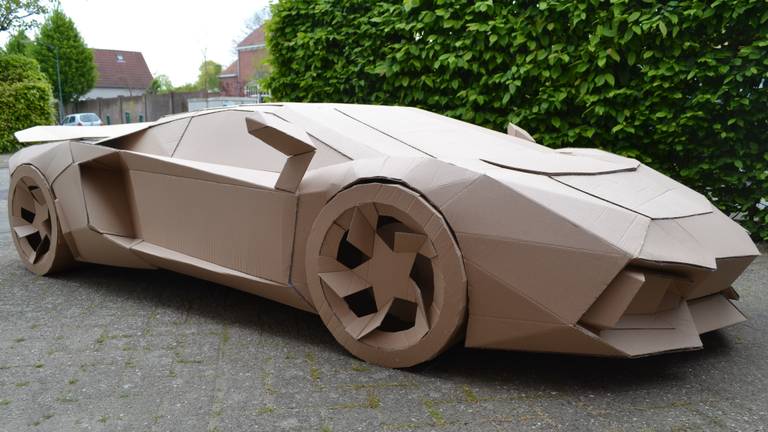 Olivier's Lamborghini (Photo: Olivier Backx).