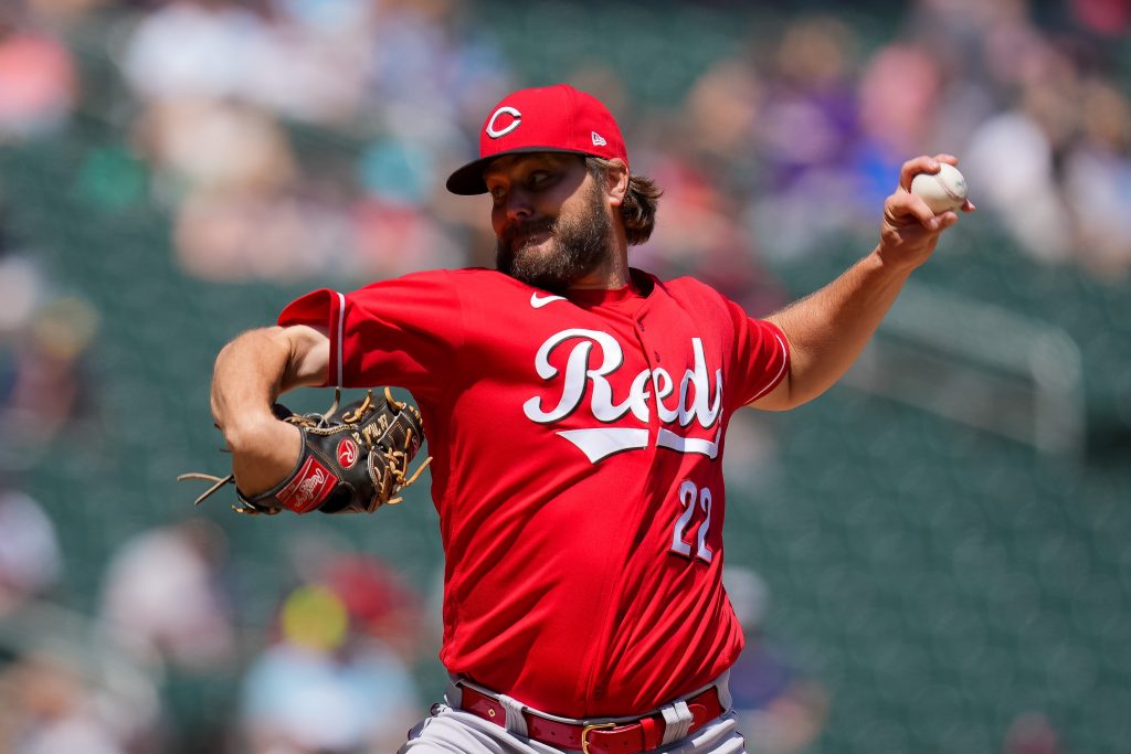 The Cubs revitalize Wade Miley, Michael Hermosillo's place in Illinois