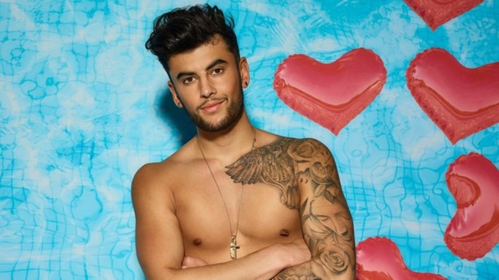 The Love Island Niall star is unrecognizable after four years of engagement