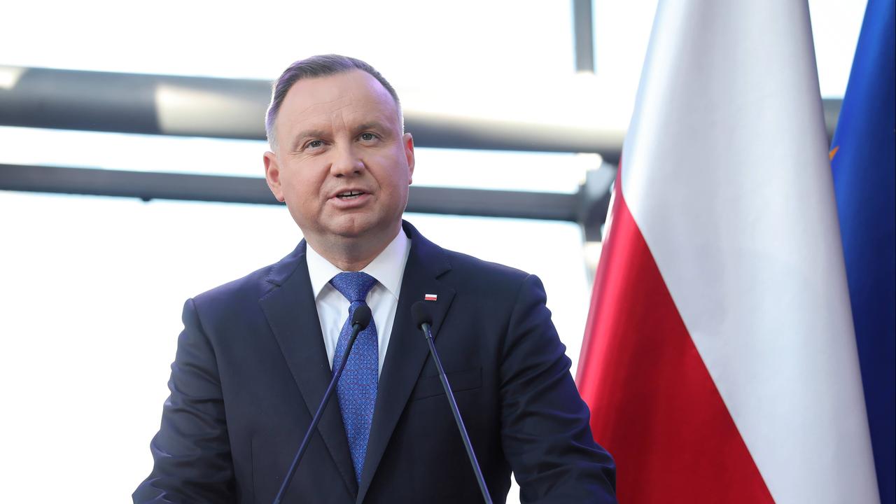 Polish President Duda criticizes leaders who speak to Putin |  Currently