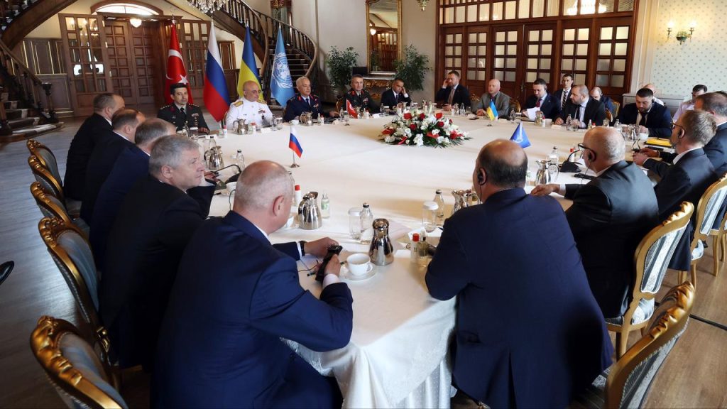 Green talks Russia, Ukraine and North Korea recognize "republics" |  Currently
