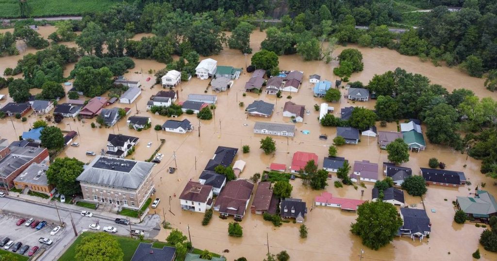 At least 15 dead in devastating floods in US, more rain expected |  Abroad