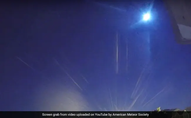 Shocking video shows huge fireball lighting up the night sky over America