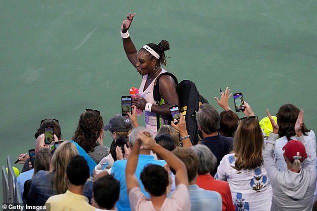 The fans were right behind Williams but they couldn't cheer her up on Tuesday