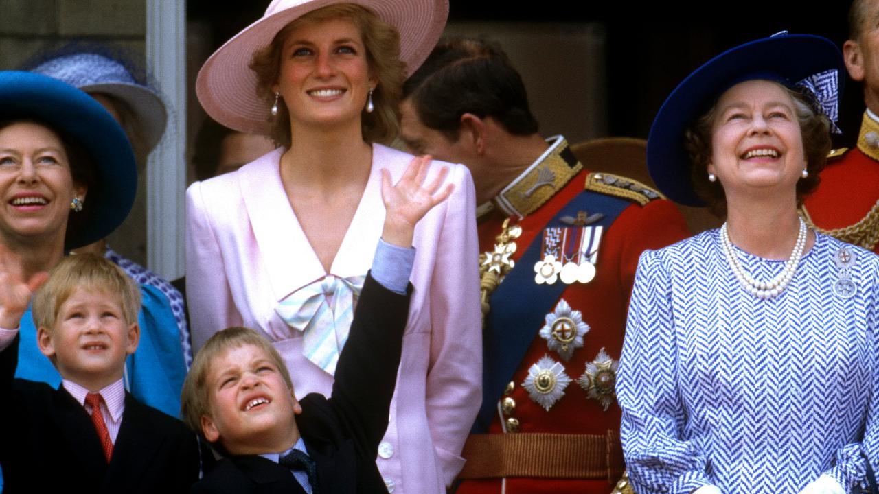 Beeld uit video: 25 jaar na Diana's dood: zo veranderde ze het Britse koningshuis