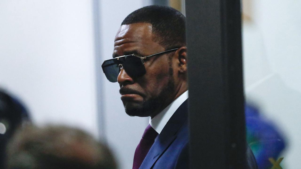 Two other women accuse R.  Kelly abused when they were minors |  Music