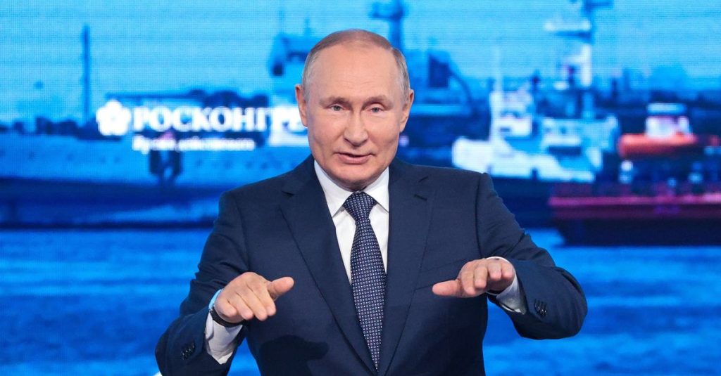 Putin during Thunder Speech: 'Russian development is unstoppable'