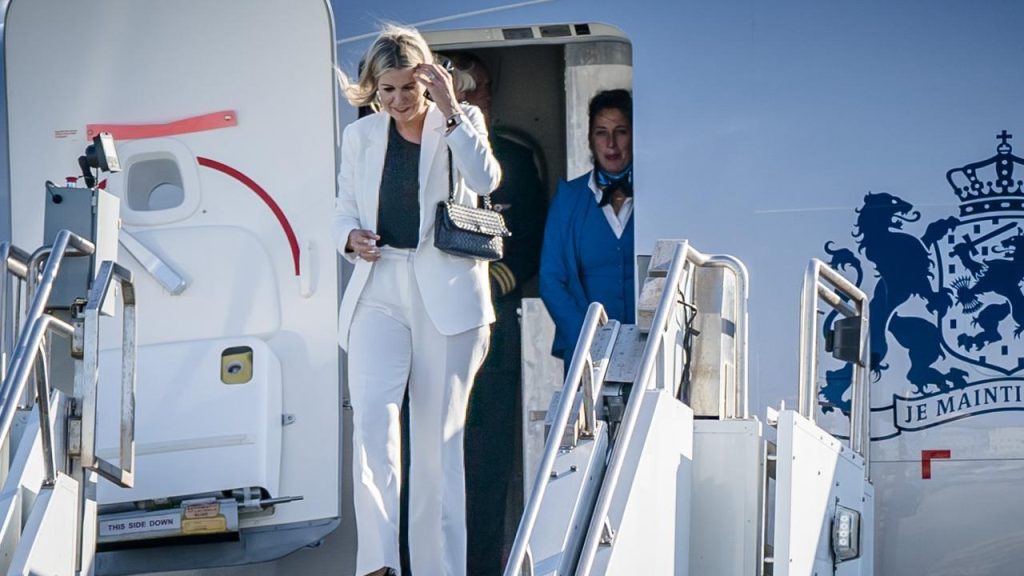 Queen Máxima arrives in America and the King stays at home due to lung disease