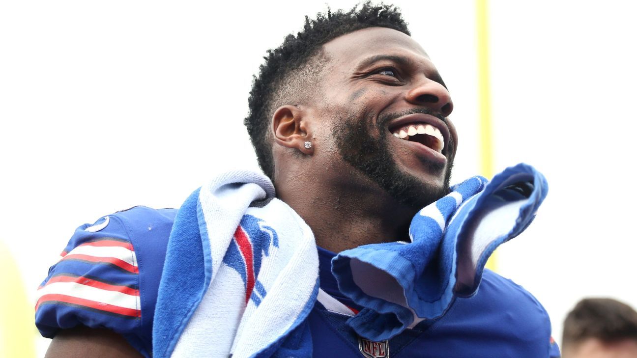 Two-time Pro Bowl receiver Emmanuel Sanders calls it a career after 12 seasons in the NFL