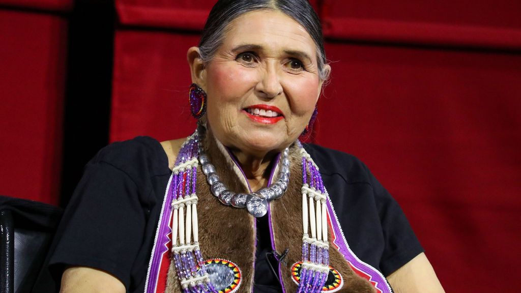 Oscar apologizes in time: Apache activist Little Feather has died