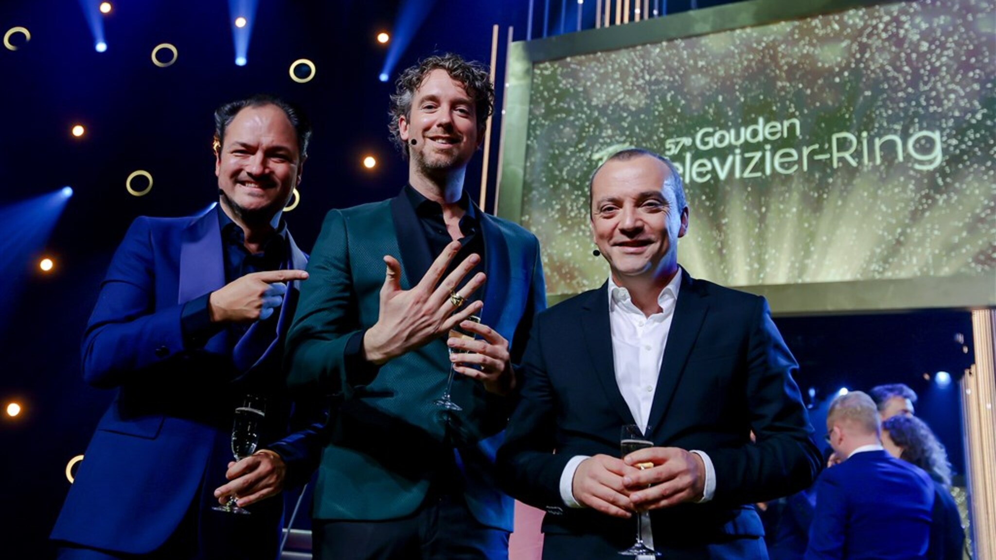 Even Tot Hier wins Golden Televizier ring: ‘Unexpected’
