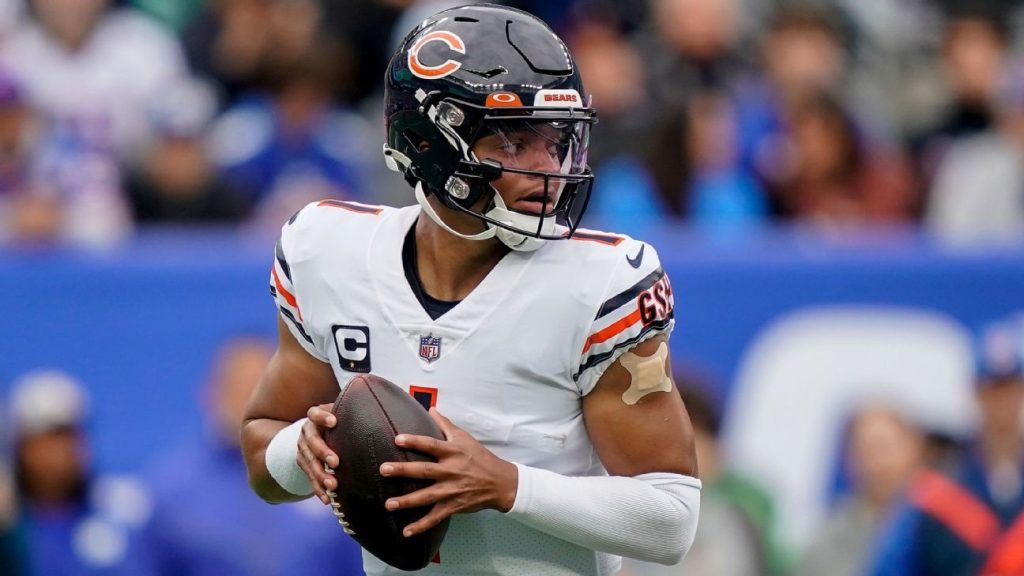 The OC says the Bears 'Justin Fields' is getting better every week