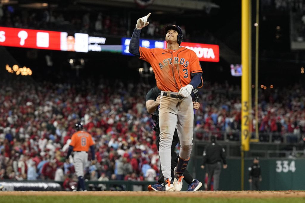 Astros top Phillies in World Championship Game 5 behind Jeremy Peña, long-awaited Justin Verlander win