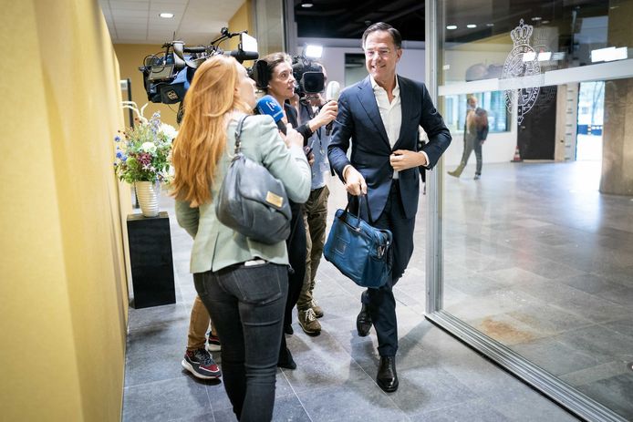 Prime Minister Mark Rutte arrives at the group meeting.