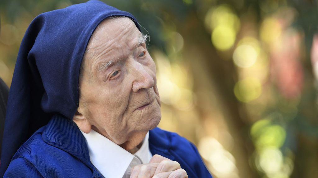 The world's oldest person has passed away at the age of 118