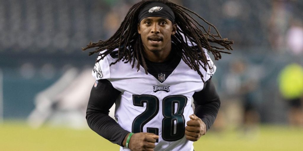 The Eagles raise Anthony Harris for a playoff game against the Giants