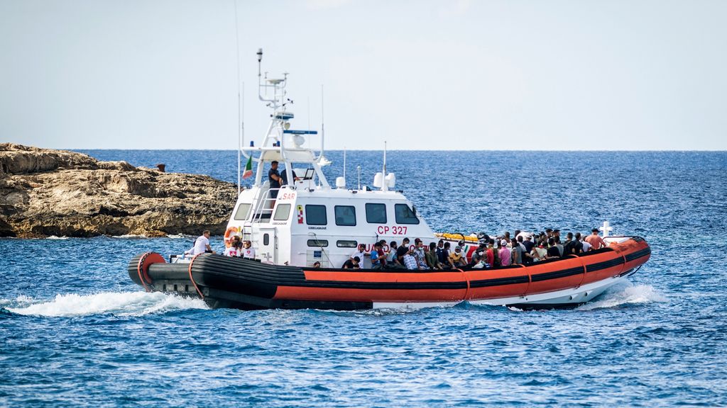 Another migrant boat capsizes off Tunisia, and 19 others die