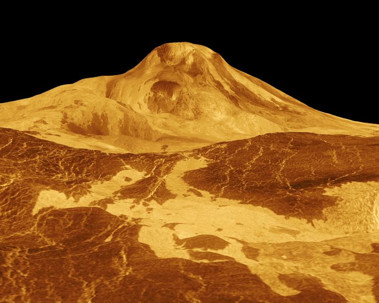 A 3D image of Venus's Ma'at Mons volcano, based on radar observations from the Magellan spacecraft.  The vertical relief has been enlarged more than 20 times.  NASA/JPL image