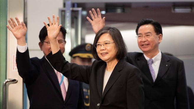 Taiwan president arrives in US
