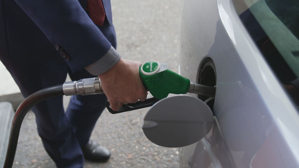 The Cabinet is considering more expensive fuel and a higher purchase tax for petrol-powered cars