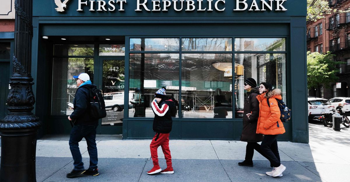 Is the US banking crisis re-emerging due to the problems of the First Republic?