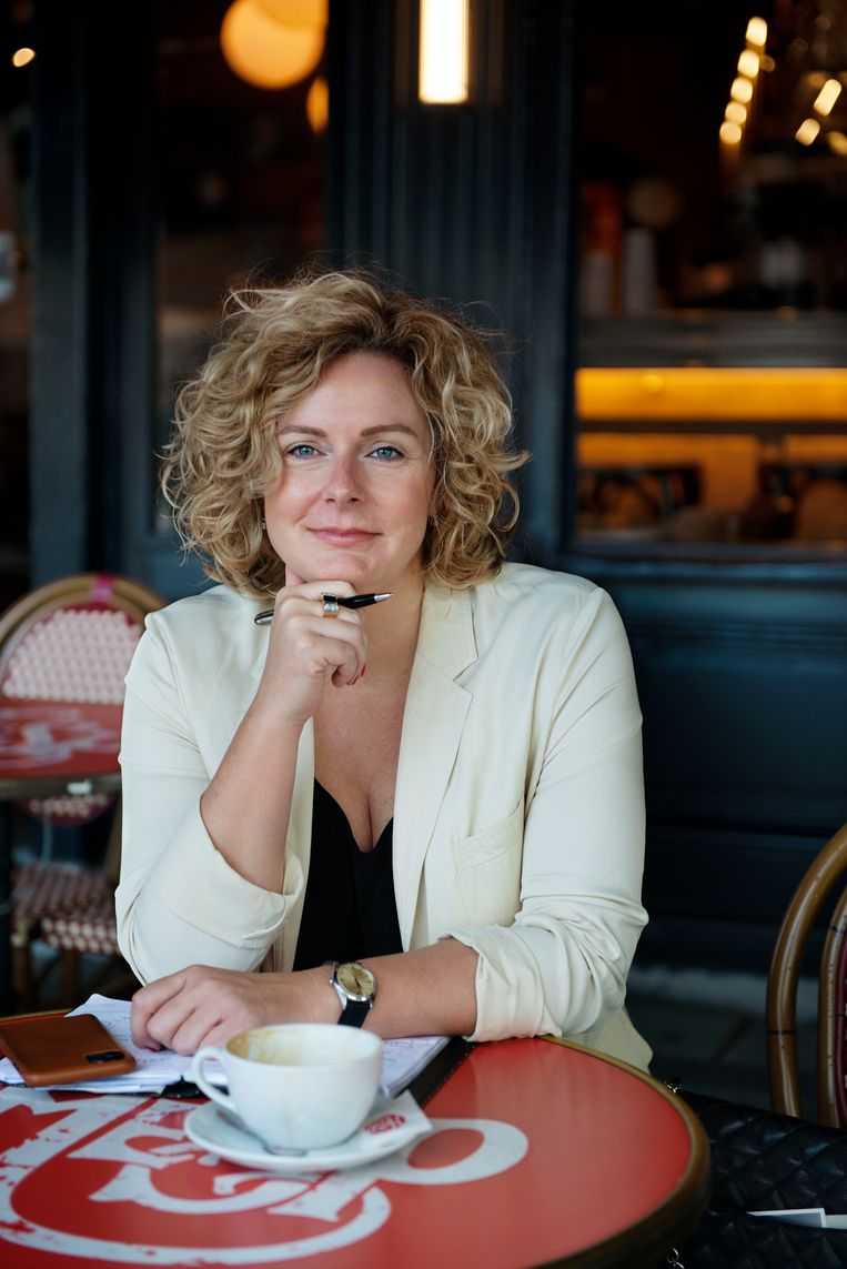 Mara Grimm writes a weekly review of the restaurant in Het Parool, Proefwerk.  Arno Bosma's photo